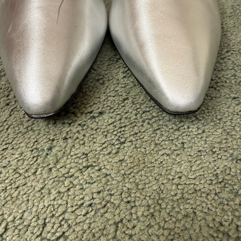 Stuart Weitzman Silver Metallic Pointed-Toe Pumps… - image 2